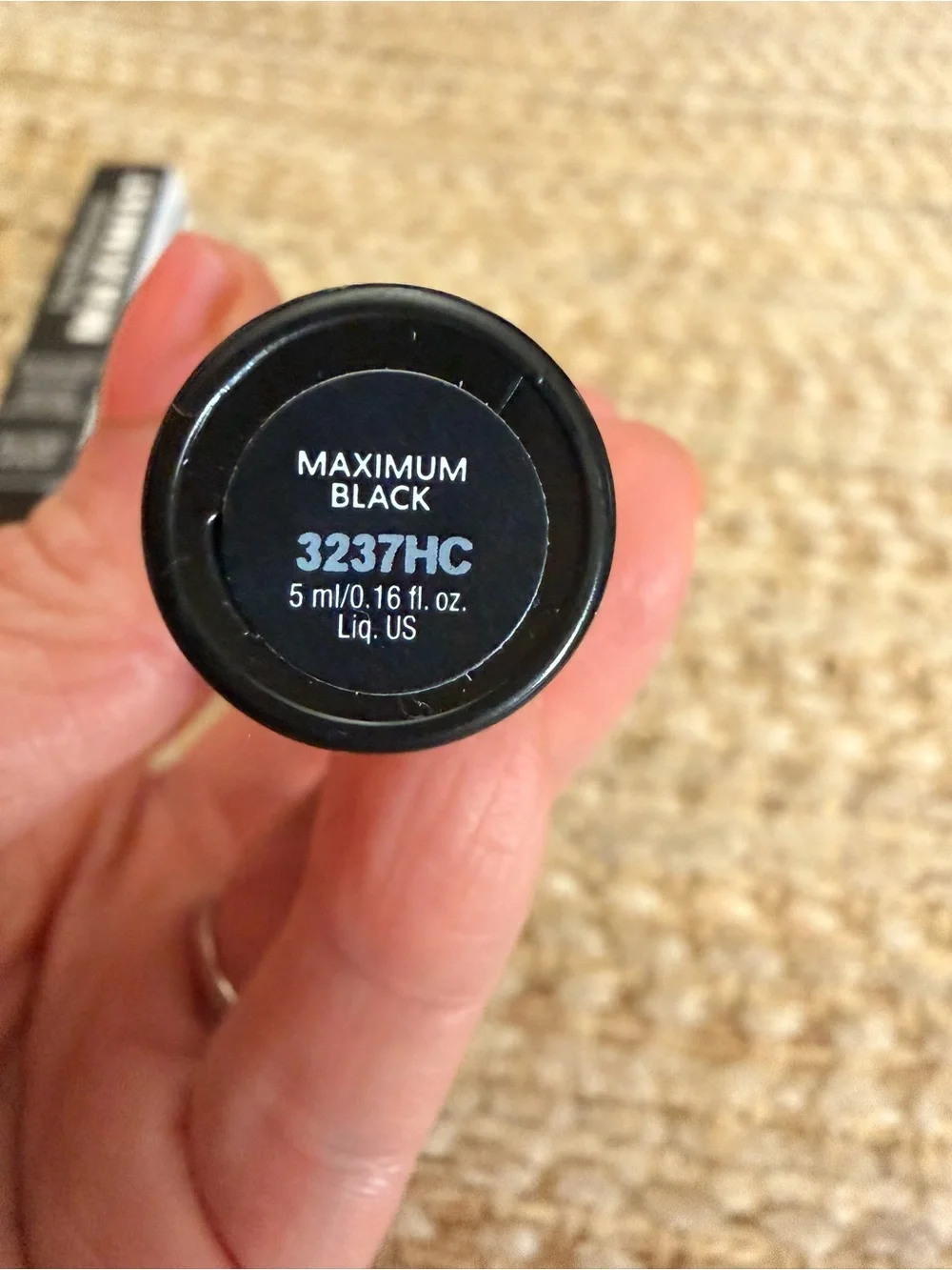 bareMinerals Maximist Volumizing Mascara — Black